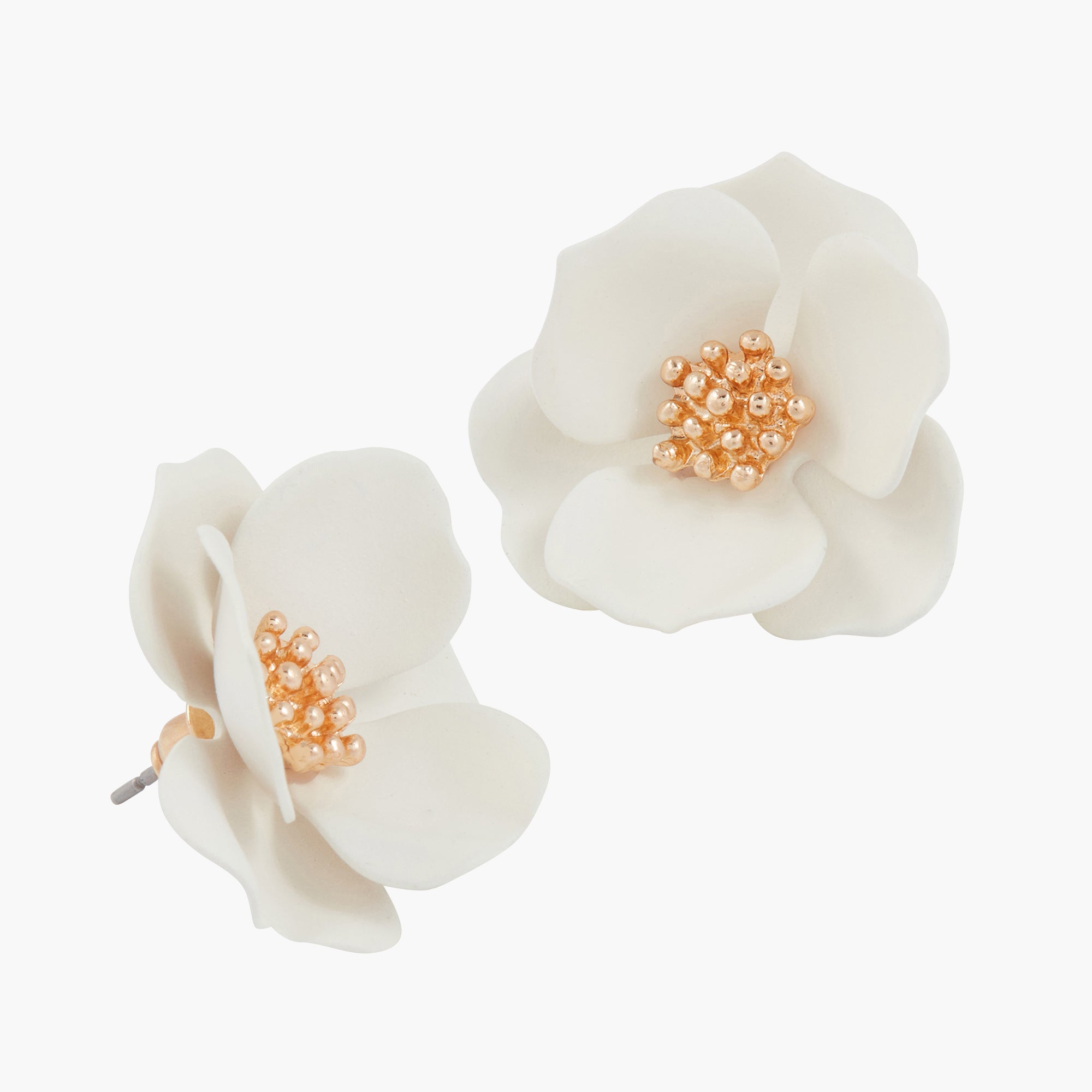 Boucles d'oreilles fleurs blanches