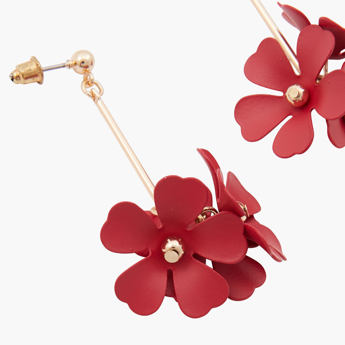 Boucles d’oreilles longues tige 3 fleurs rouges