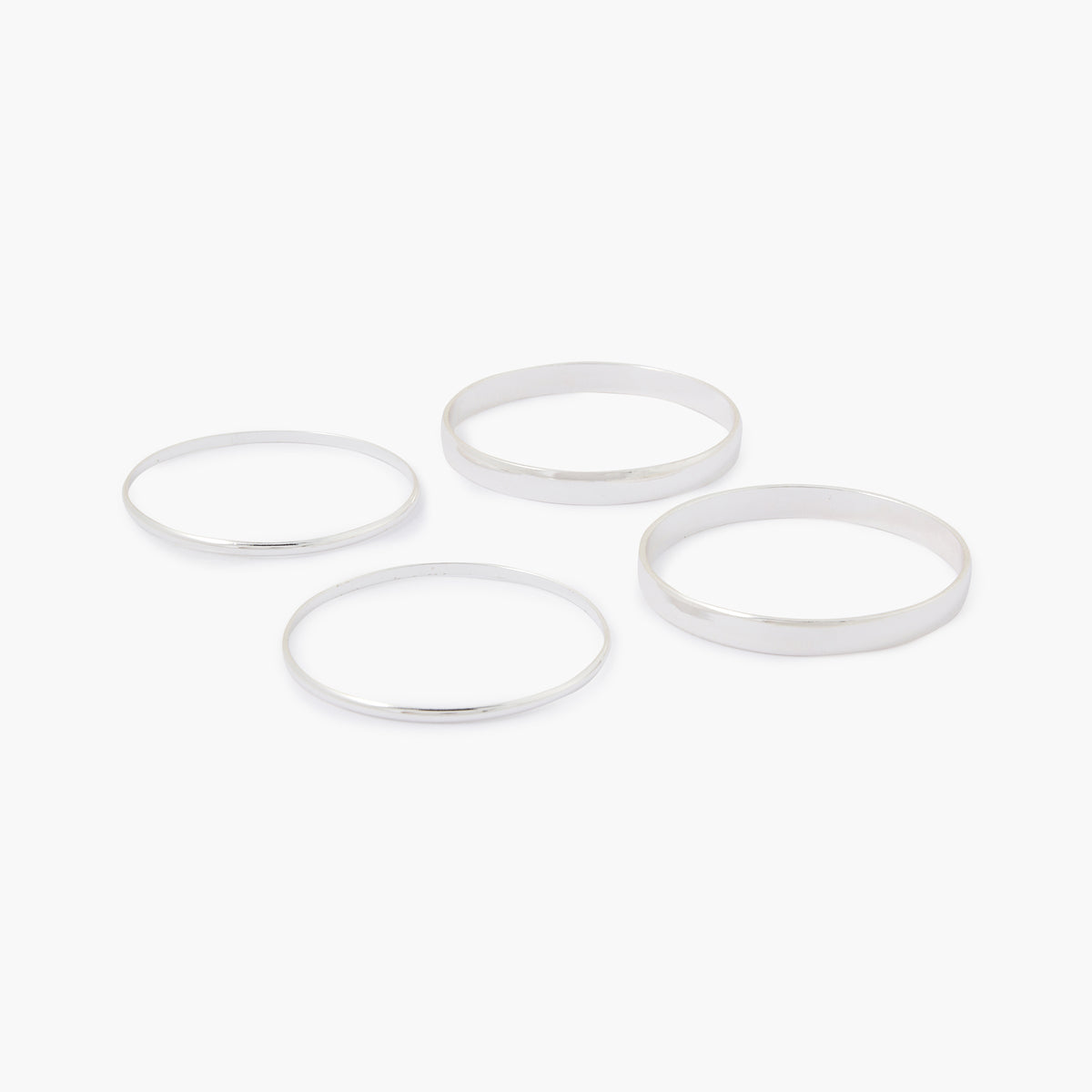 Set de 4 joncs en métal argenté