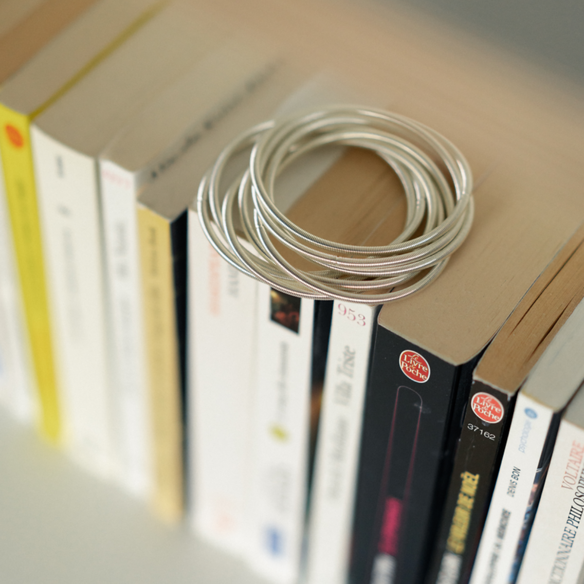 Set de 8 bracelets ressorts argentés