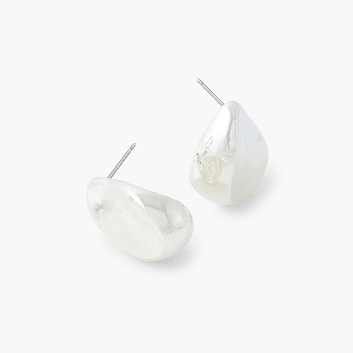 Boucles d'oreilles en forme d'ovales irréguliers argentés