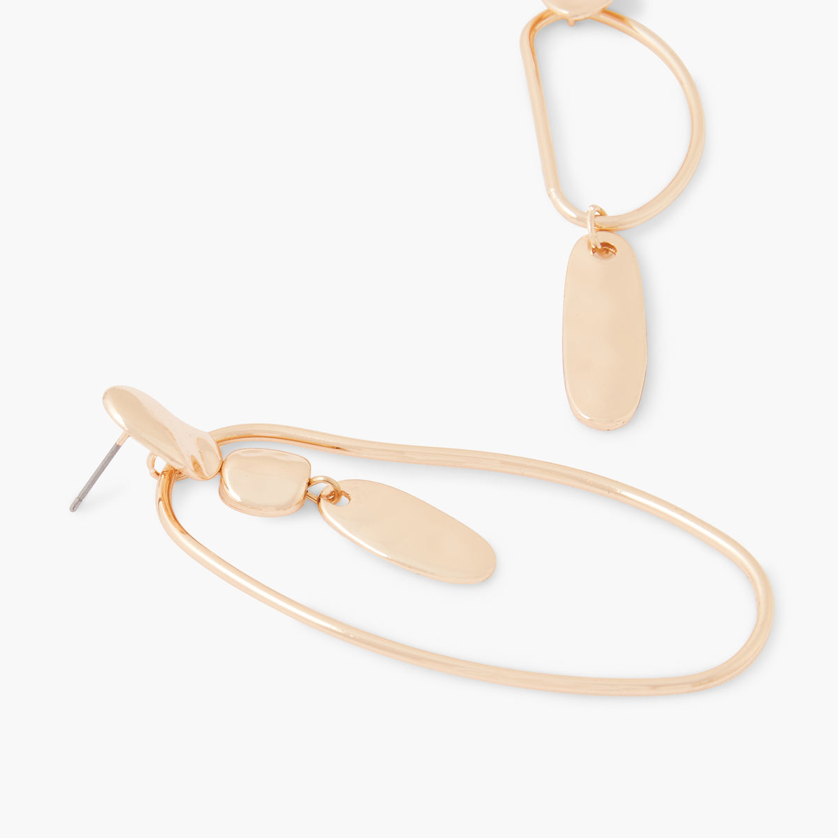 Boucles d'oreilles asymétriques