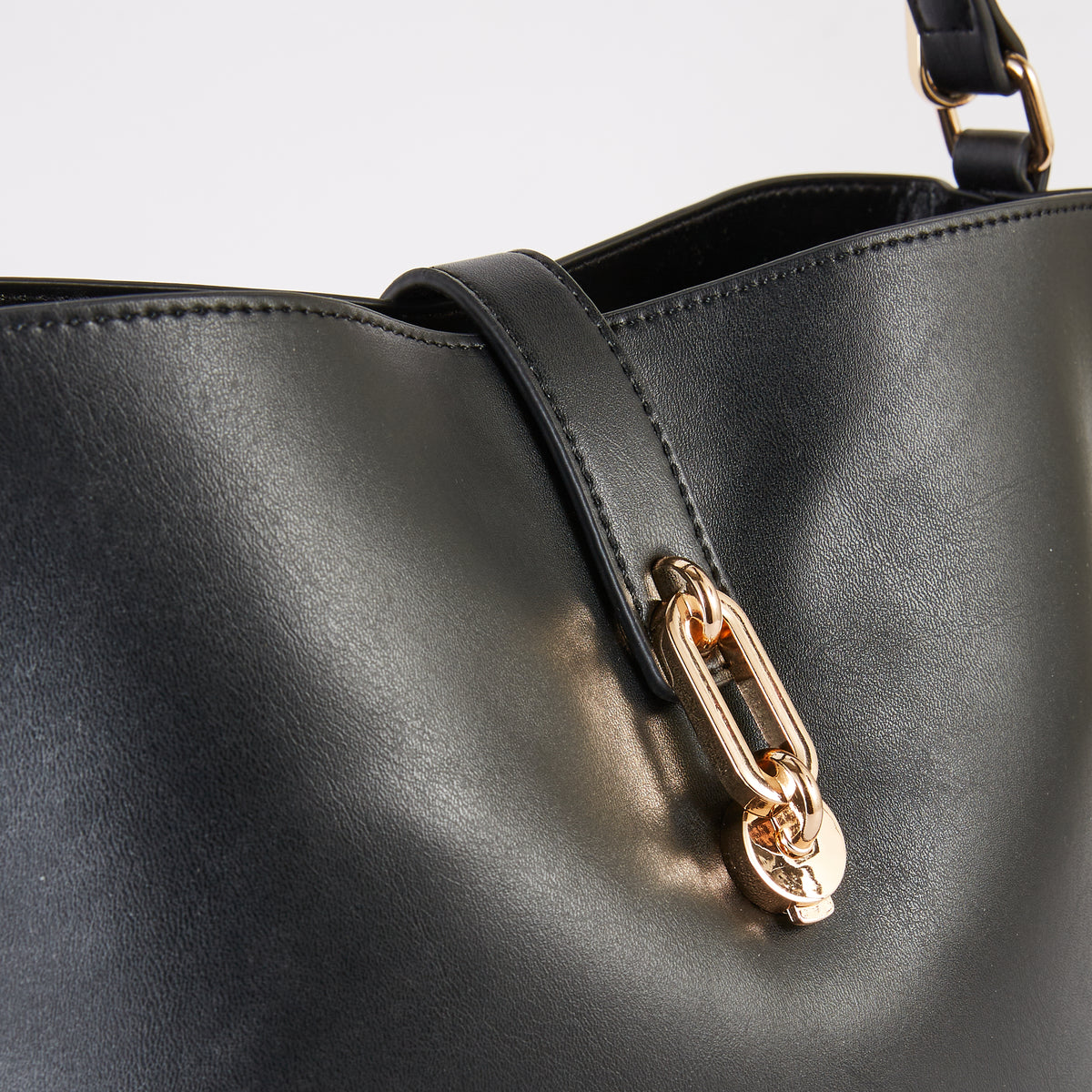 Sac seau noir