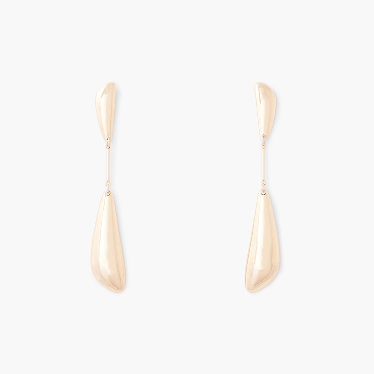 Longues boucles d'oreilles