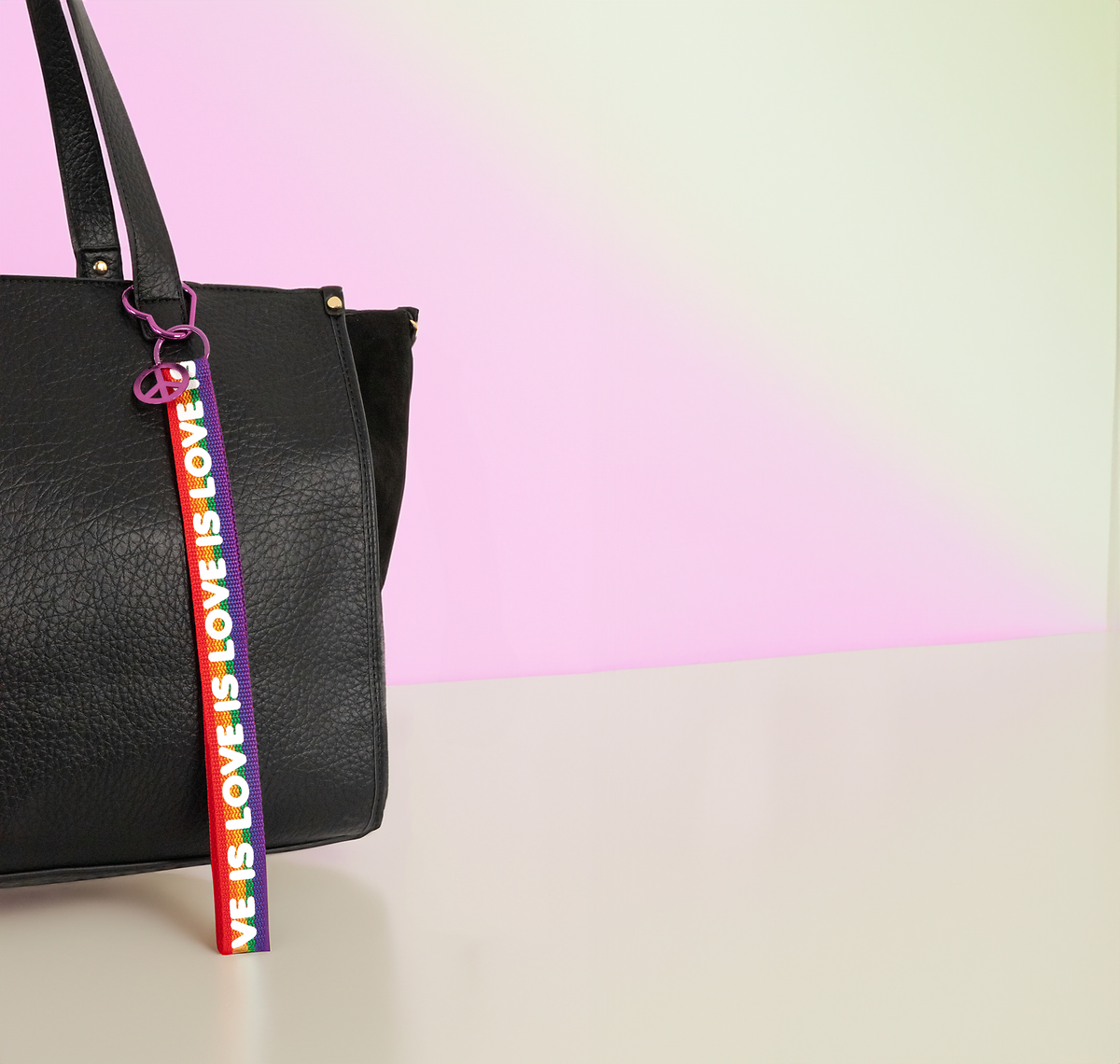 Porte-clé solidaire LOVE IS LOVE - BALABOOSTE x LE REFUGE