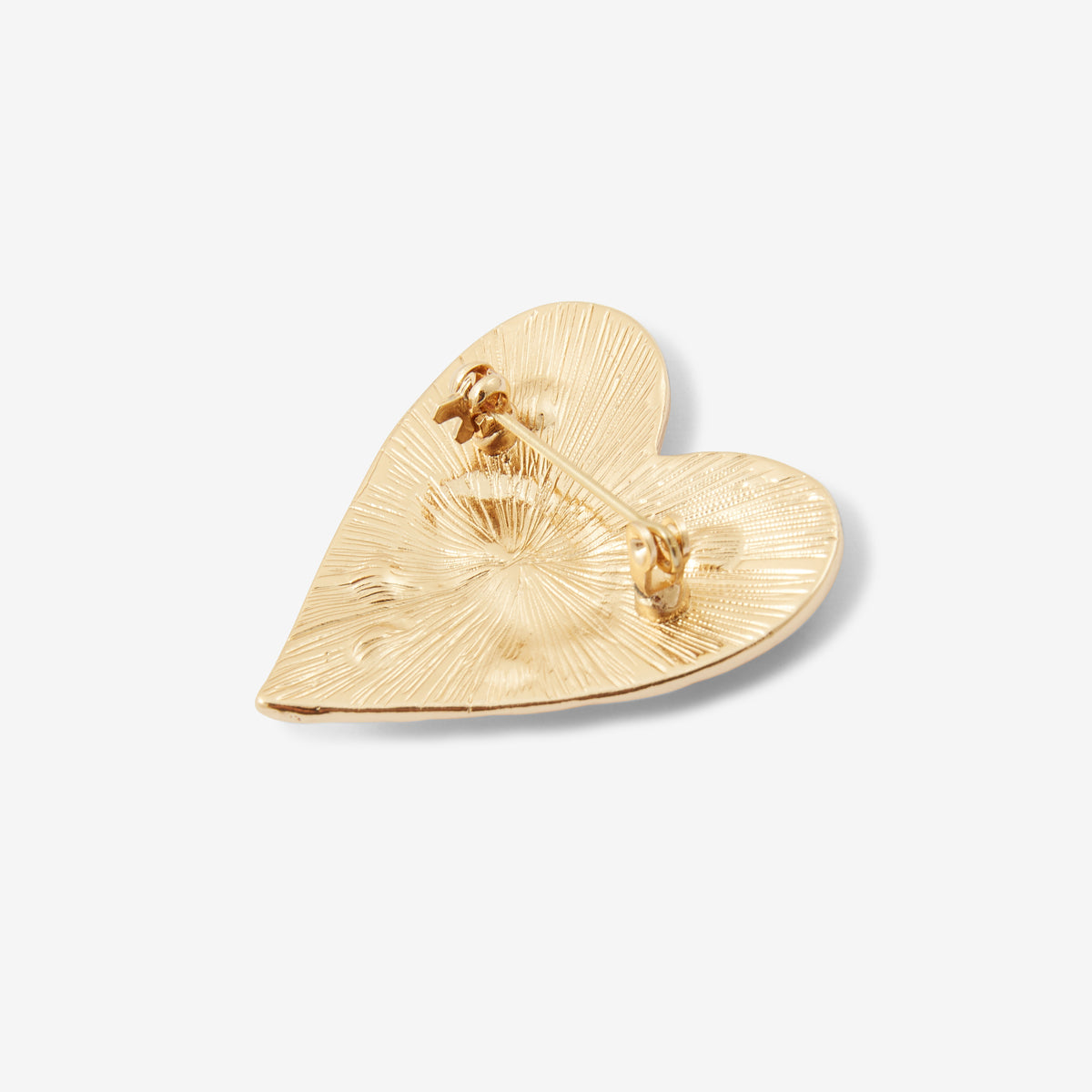 Broche cœur avec œil