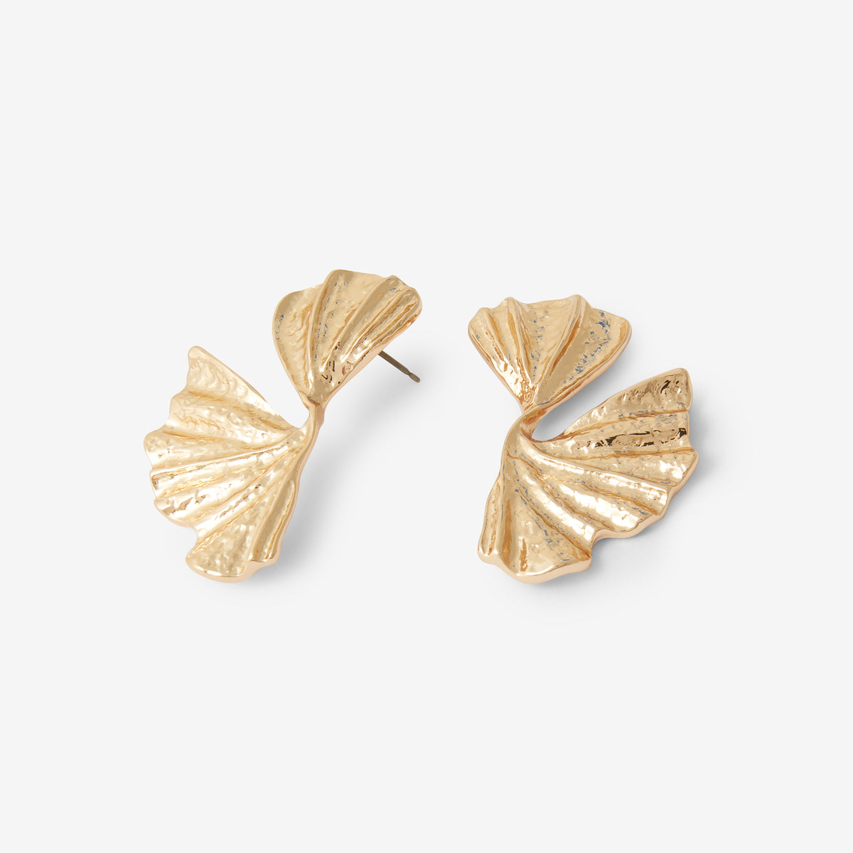 Boucles d’oreilles feuilles martelées dorées