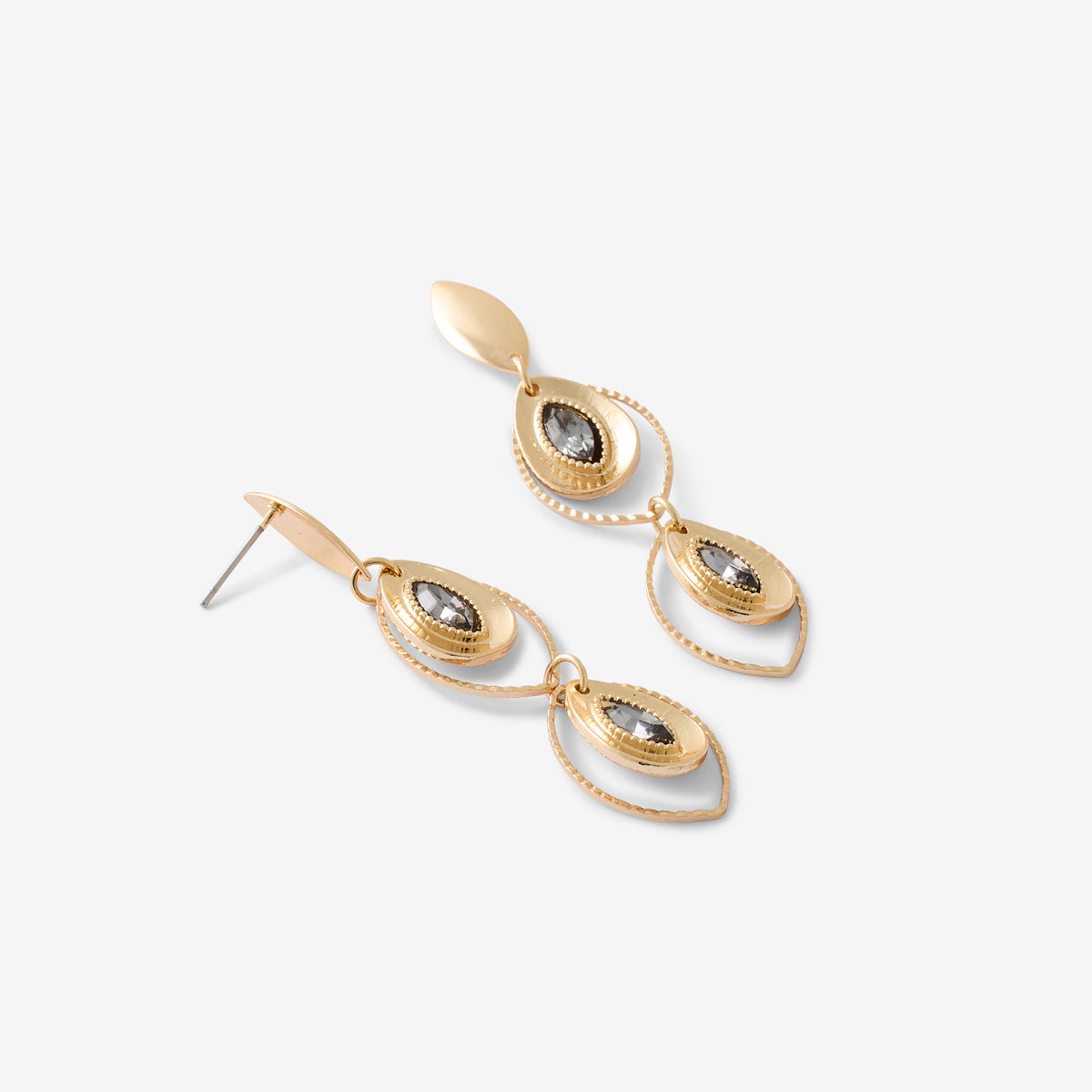 Boucles d'oreilles longues avec facettes