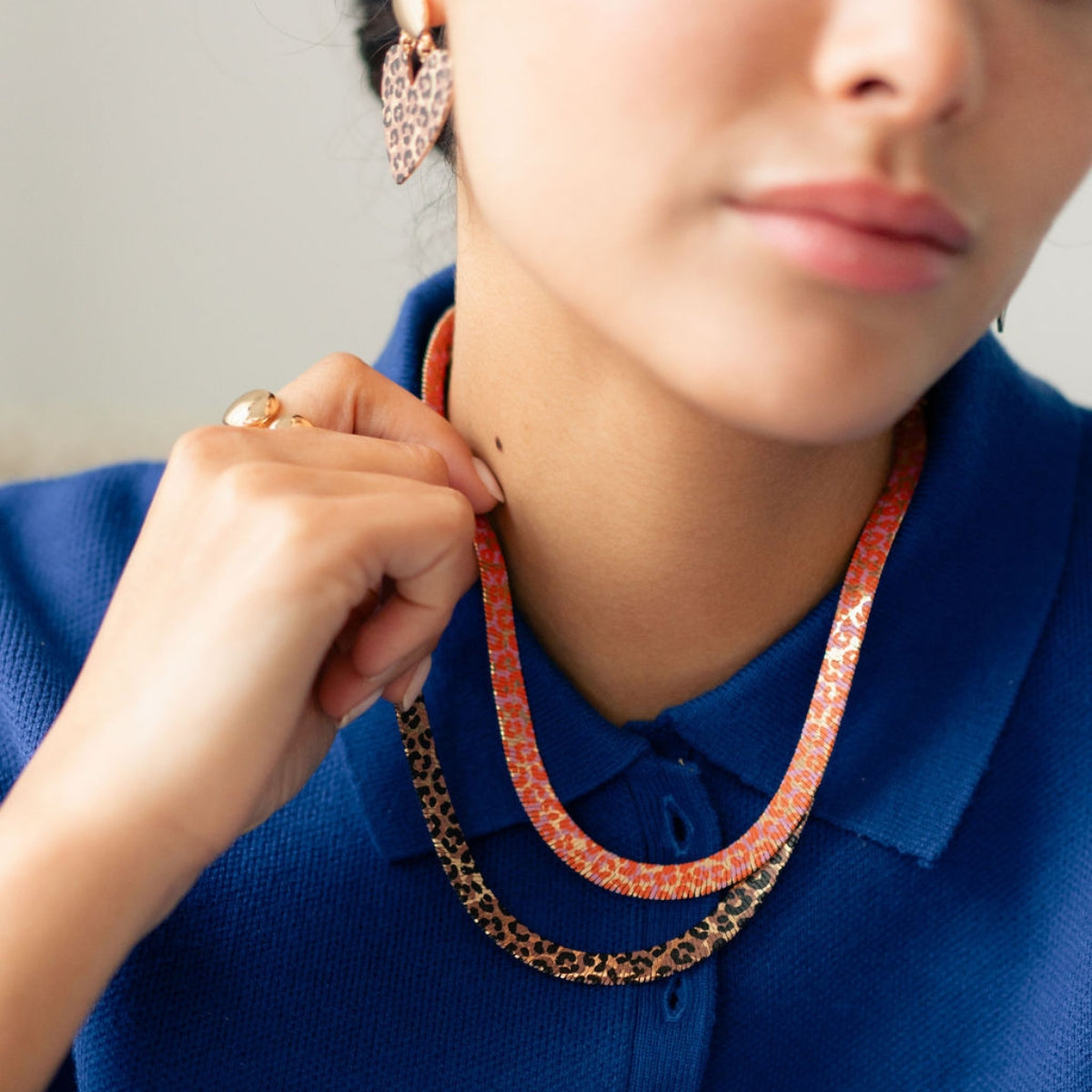 Collier Balagane chaine serpent imprimée léopard rose