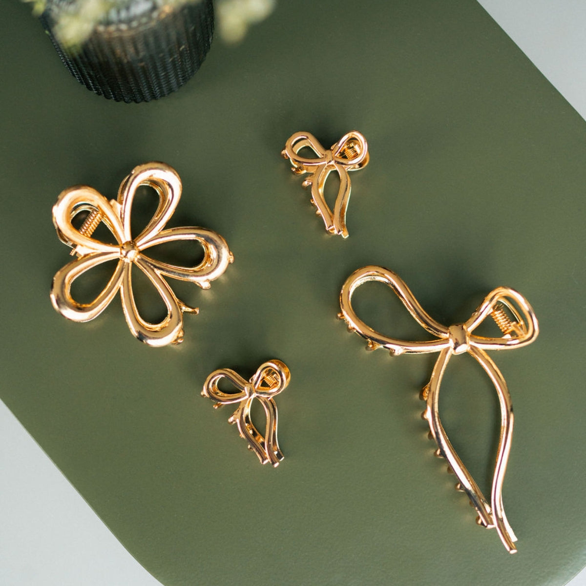 Pince à cheveux fleur doré