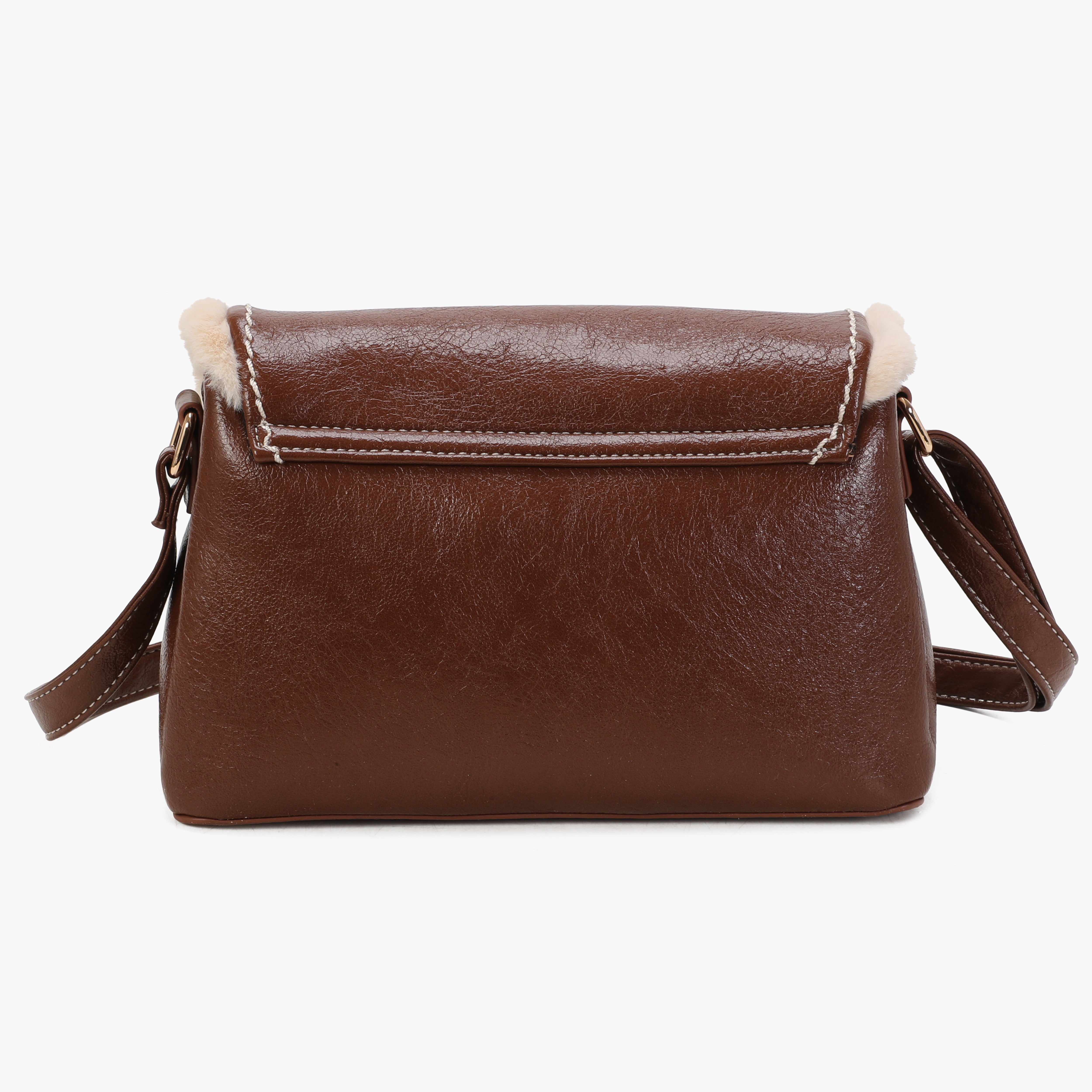 Sac à bandoulière marron avec effet fourrure