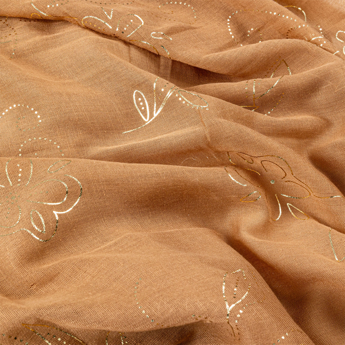 Foulard camel à motifs fleurs dorées