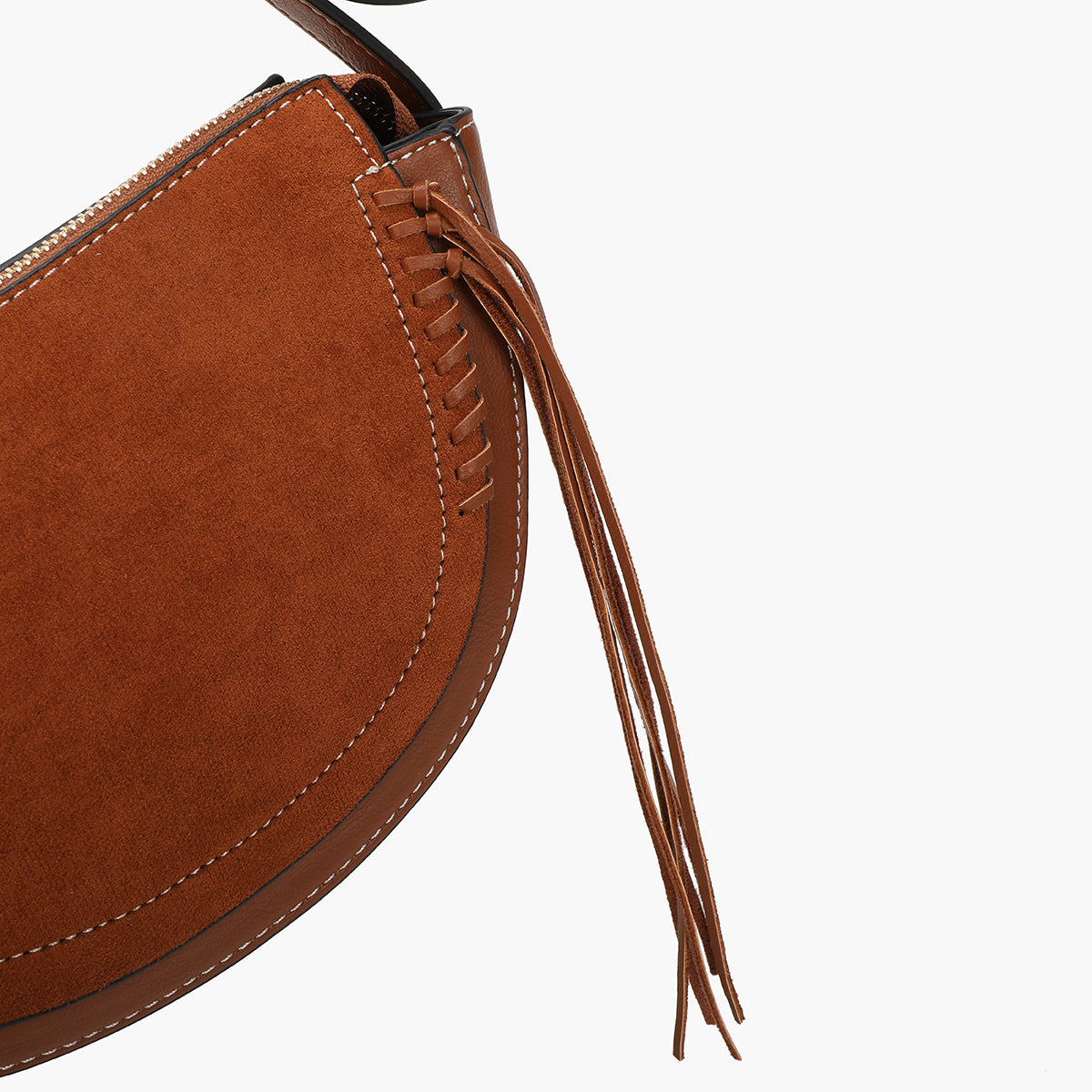 Sac à bandoulière demi lune effet suédé camel avec franges