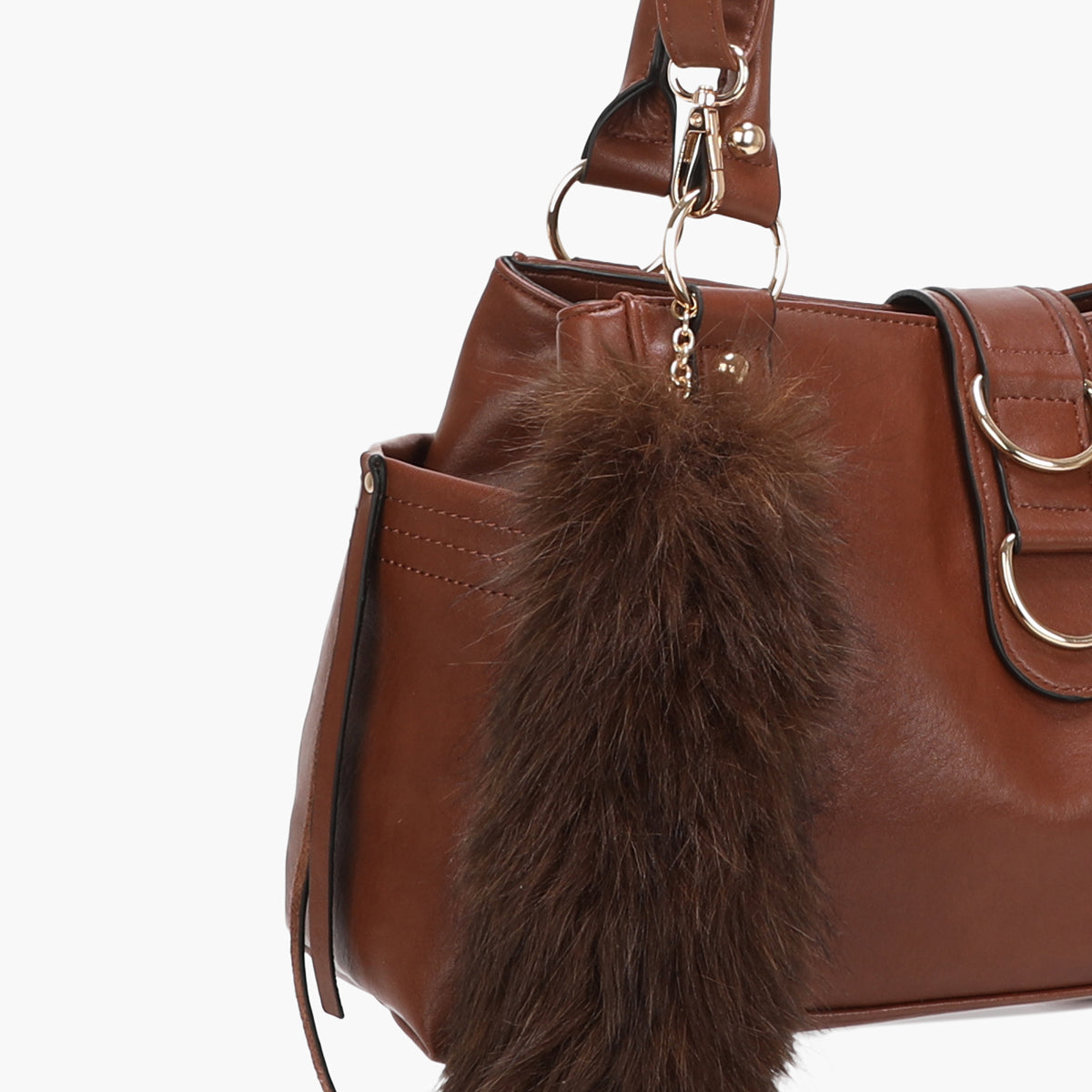 Sac porté épaule marron avec grigri fausse fourrure