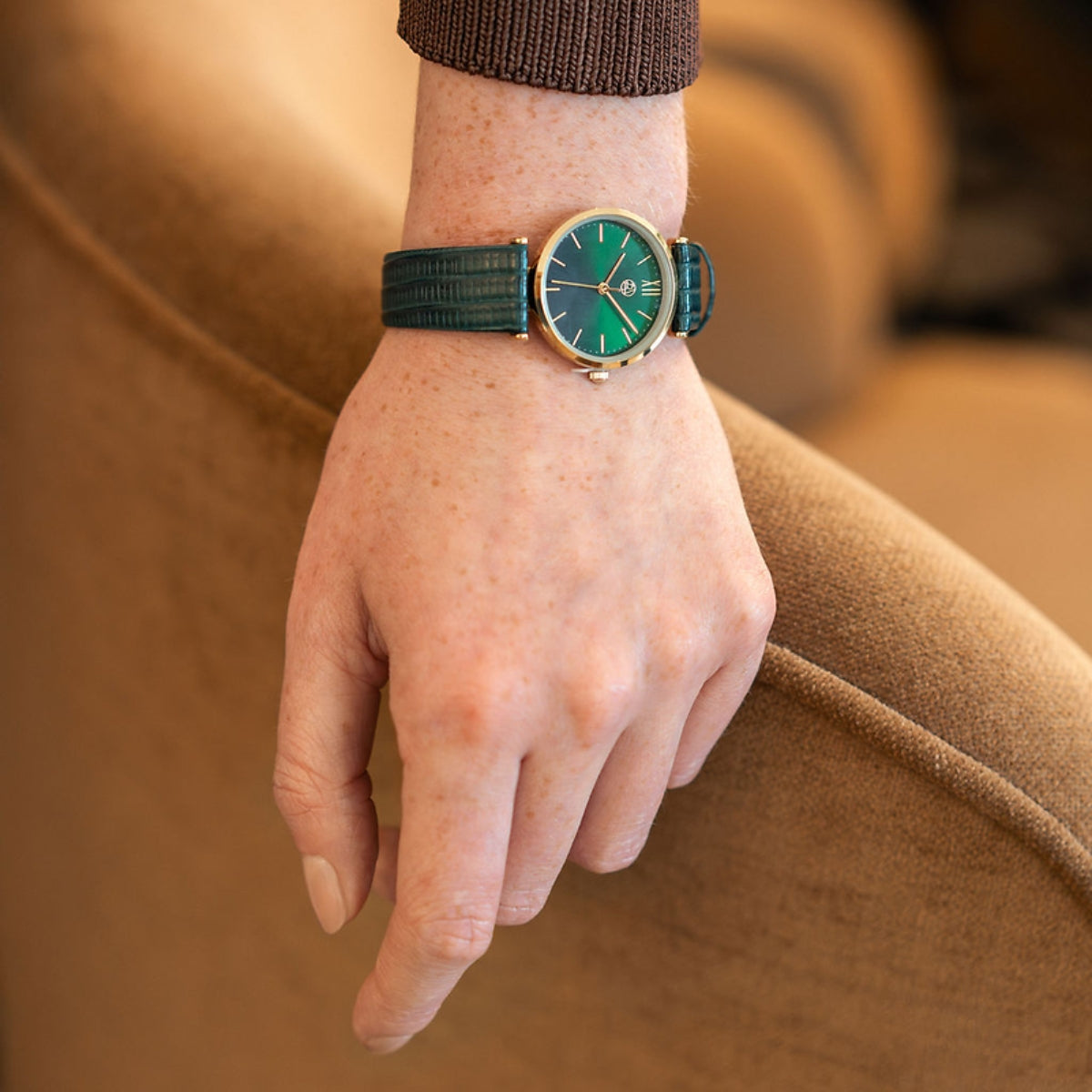 Montre cadran rond bracelet effet lézard vert