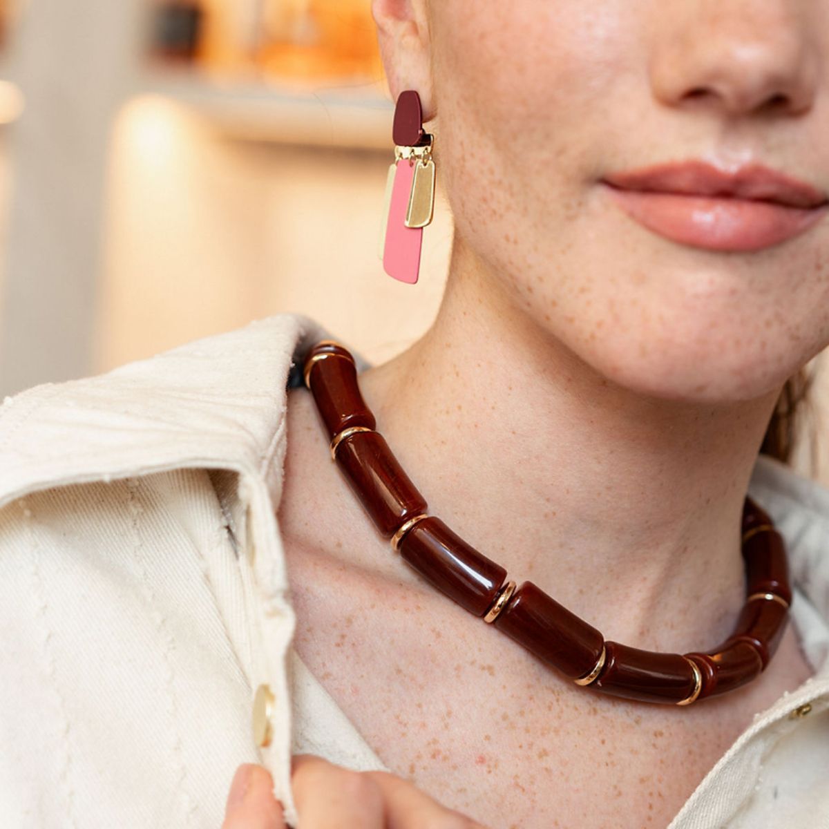 Boucles d'oreilles longues piécettes roses et dorées