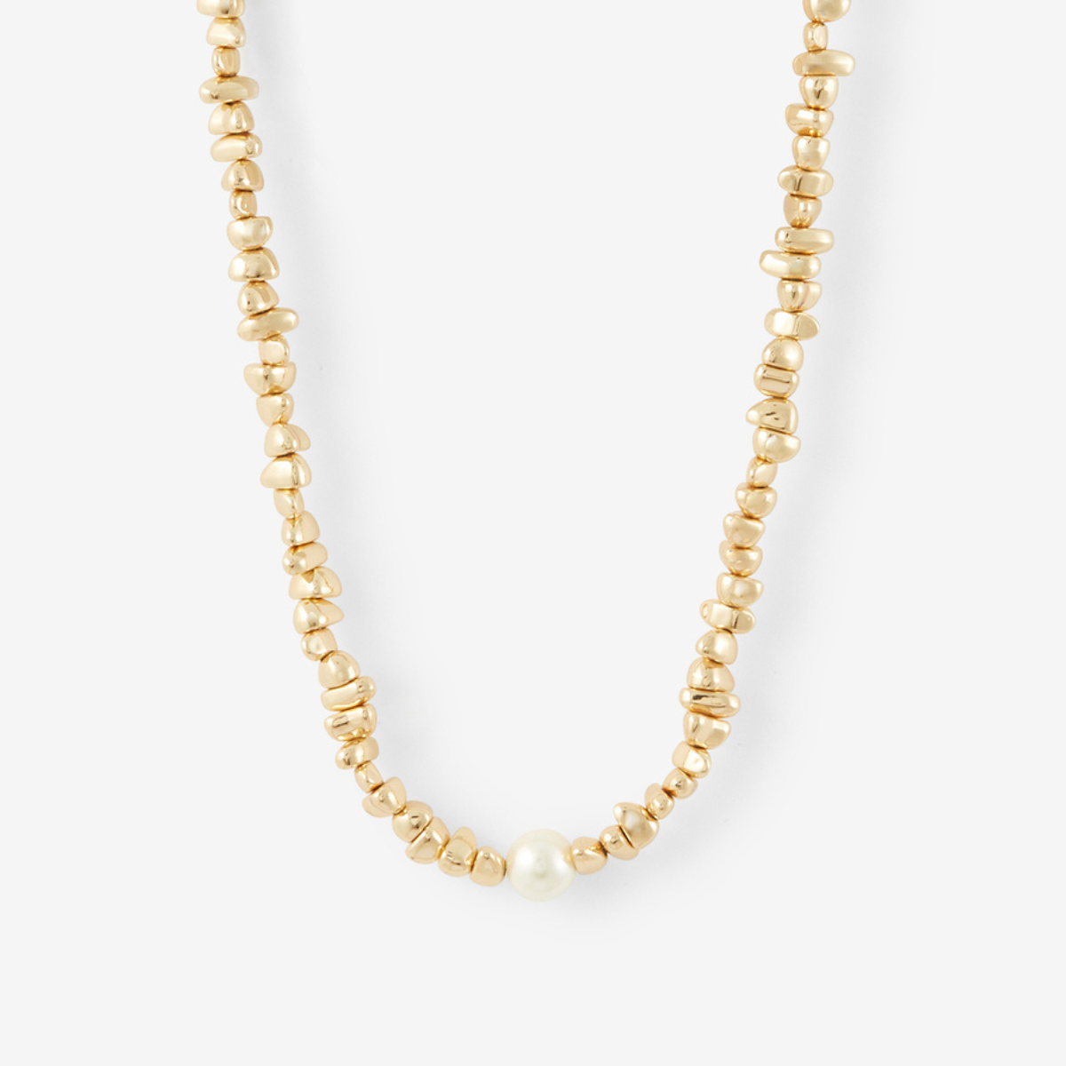 Collier perles dorées avec perle effet nacre