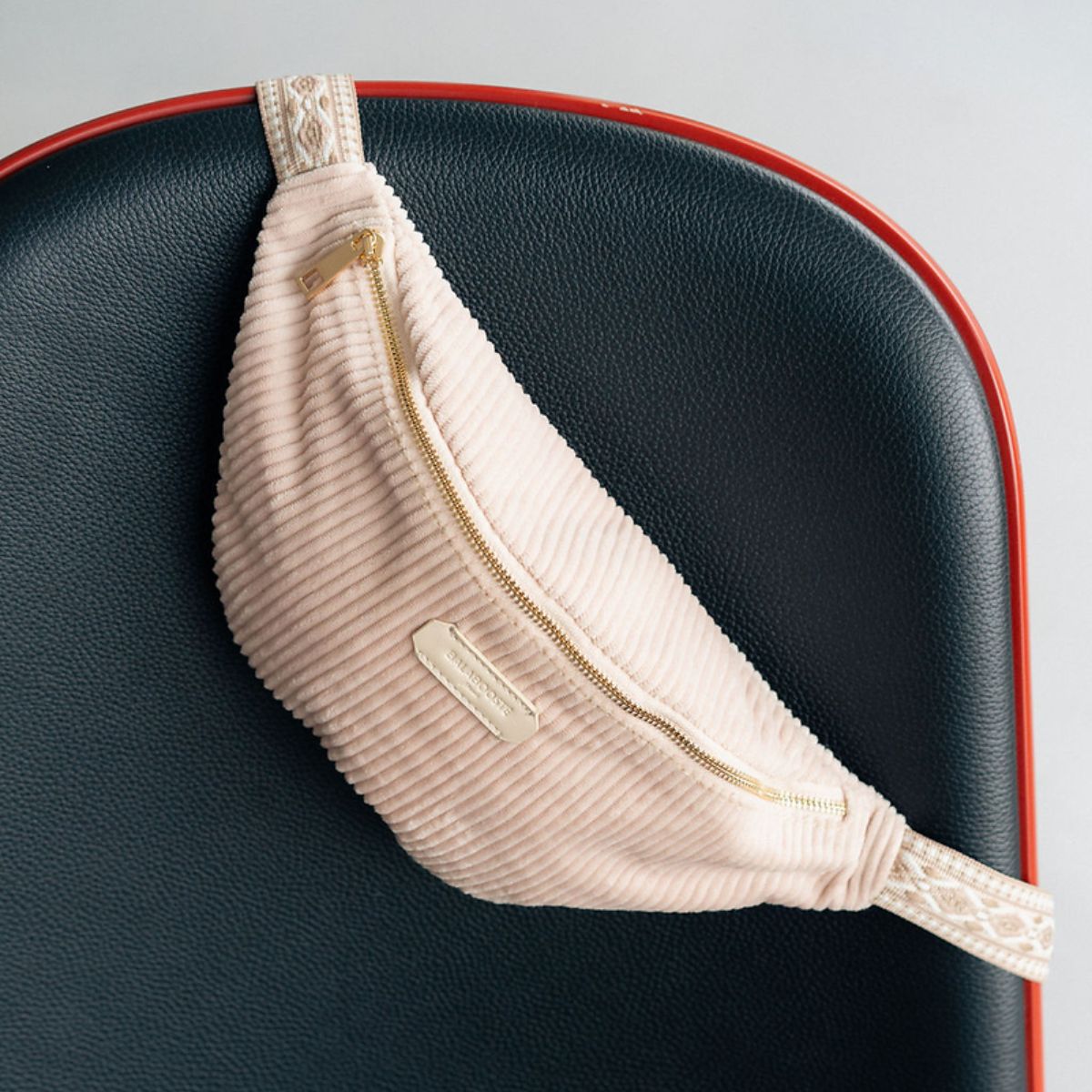 Sac banane textile côtelé écru