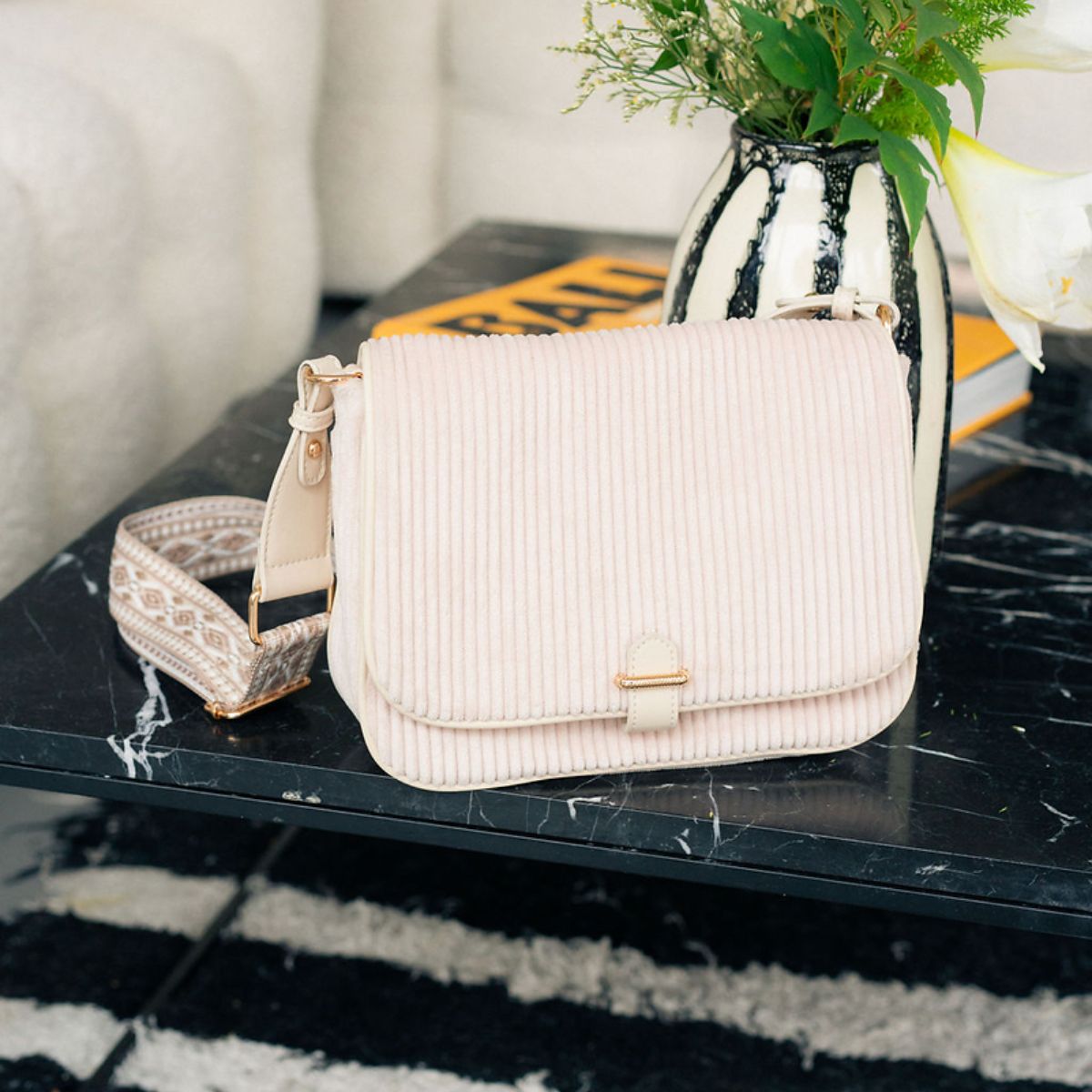 Sac à bandoulière textile côtelé écru