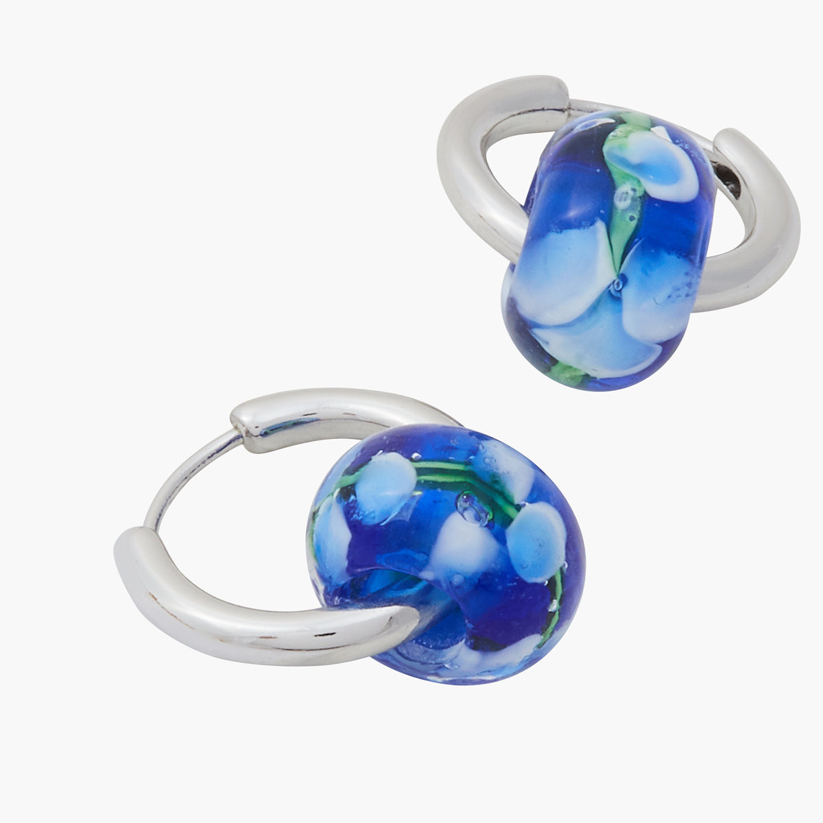 Petites créoles perle en verre
