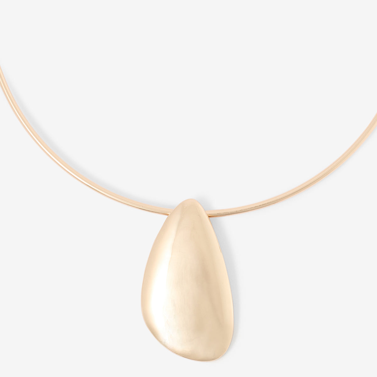 Collier torque pendentif goutte doré