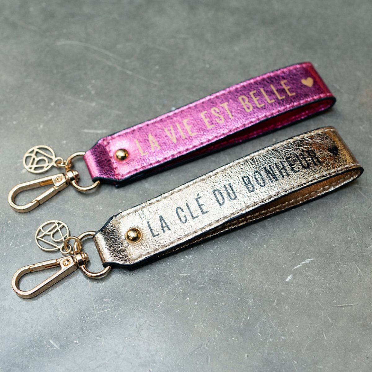 Porte-clé doré à message