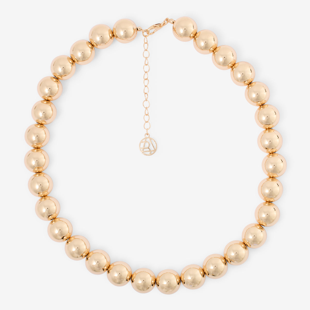 Collier de perles dorées