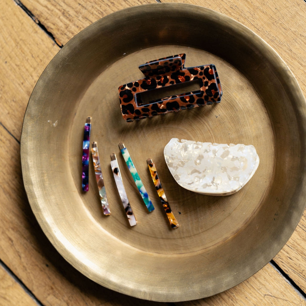 Pince croco en résine