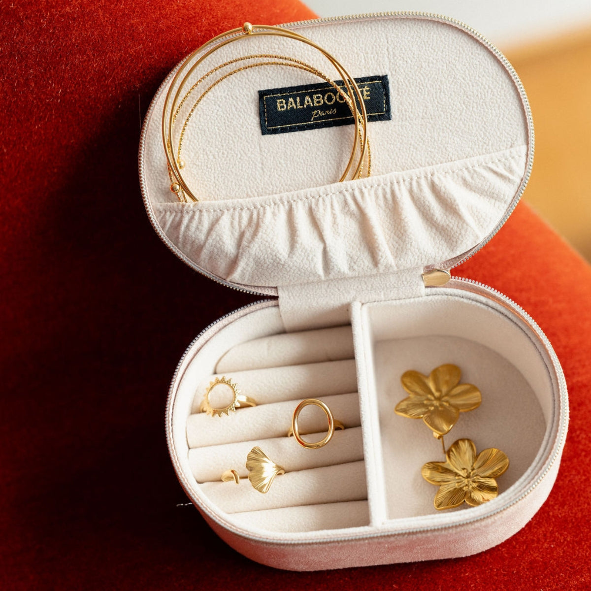 Petite boîte à bijoux ovale rose