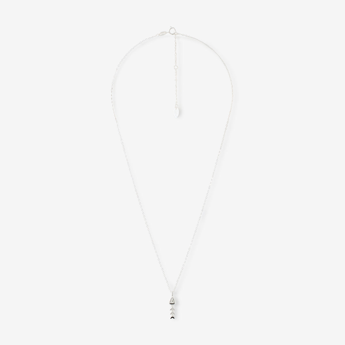 Collier pendentif poisson en argent garanti