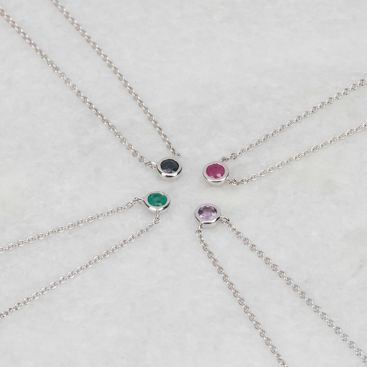 Collier argent 925 serti d'une pierre d'Améthyste