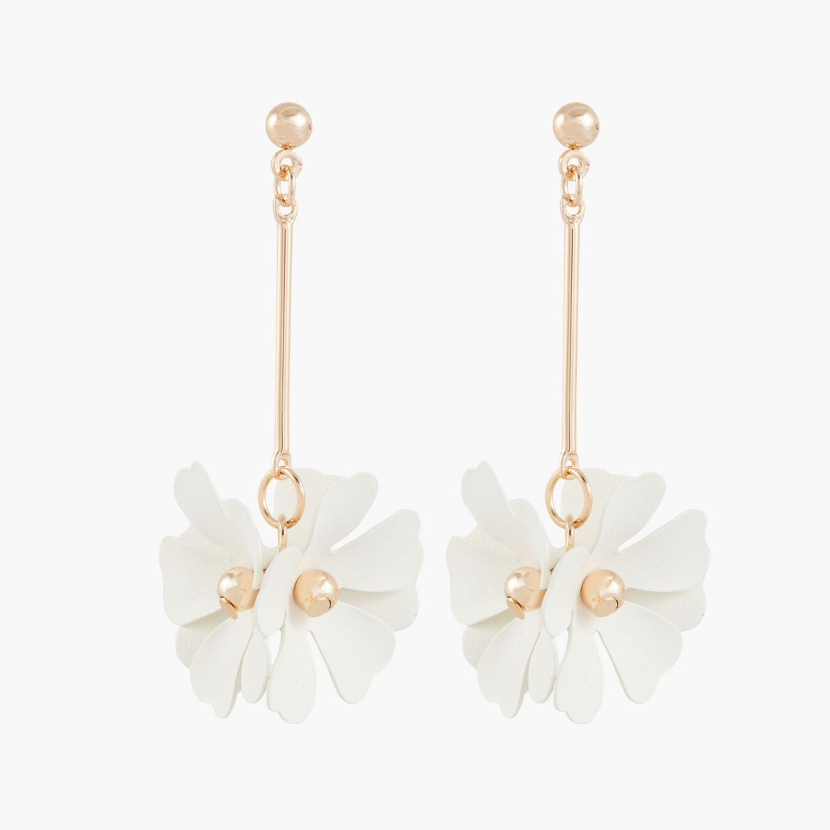 Boucles d'oreilles pendantes fleurs blanches