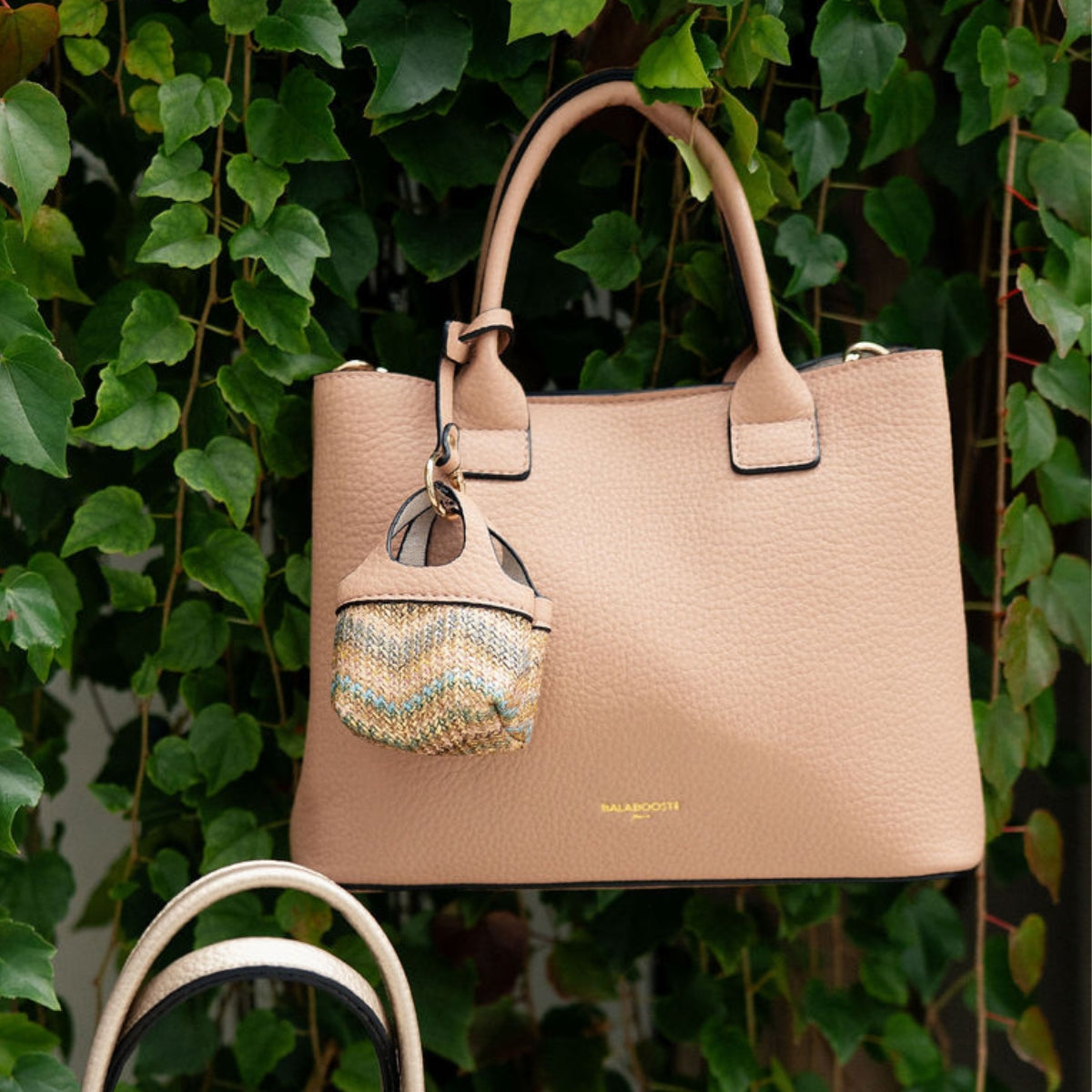 Sac à main grainé nude avec grigri mini sac