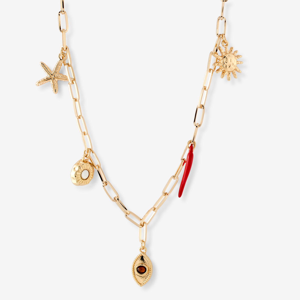 Collier chaine avec charms