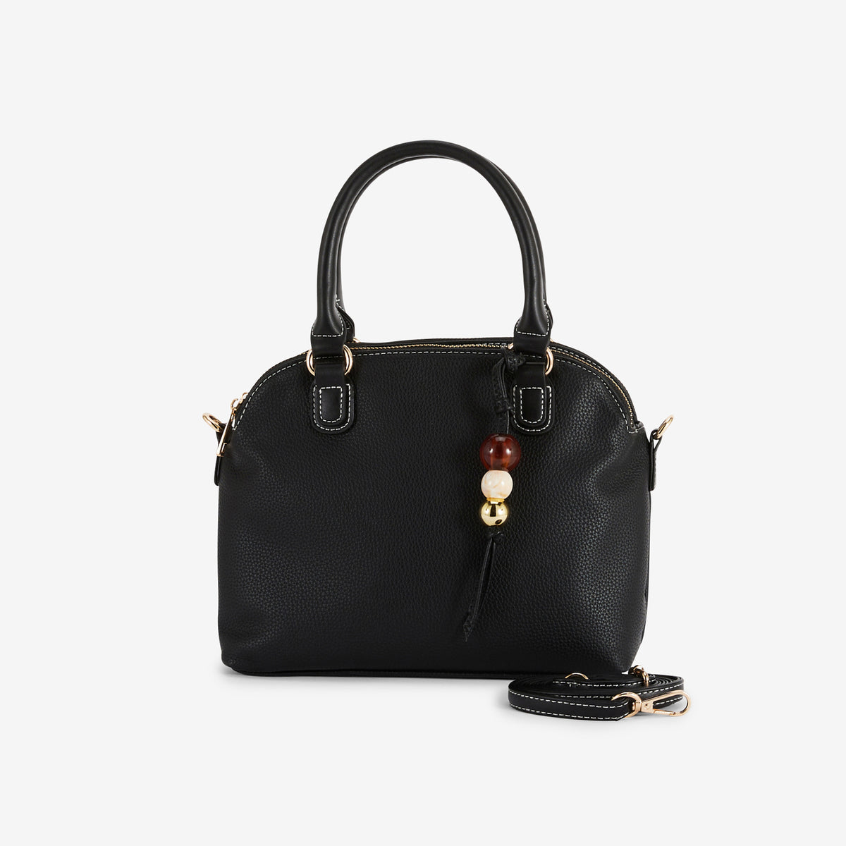 Petit sac porté main noir avec grigri de perles