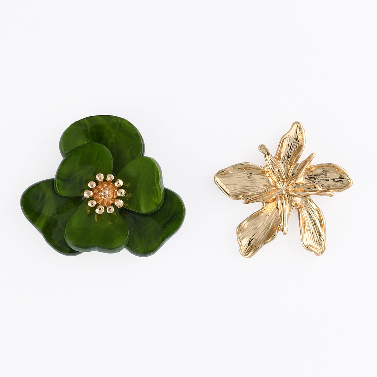 Set de 2 pin's fleurs verte et dorée