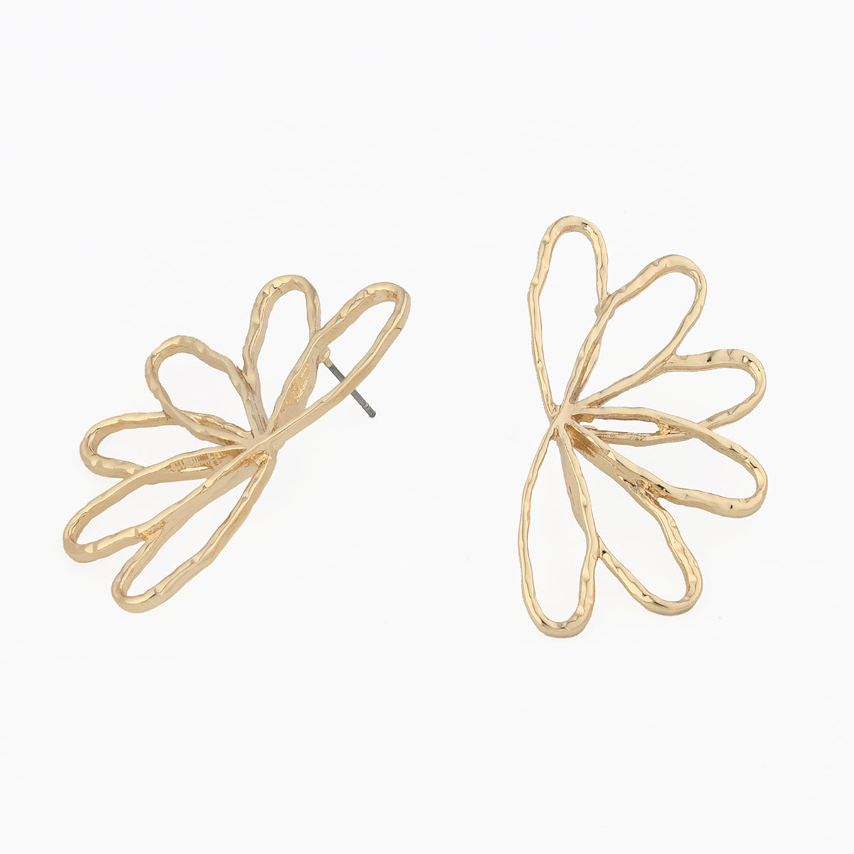 Boucles d'oreilles demi fleurs martelées