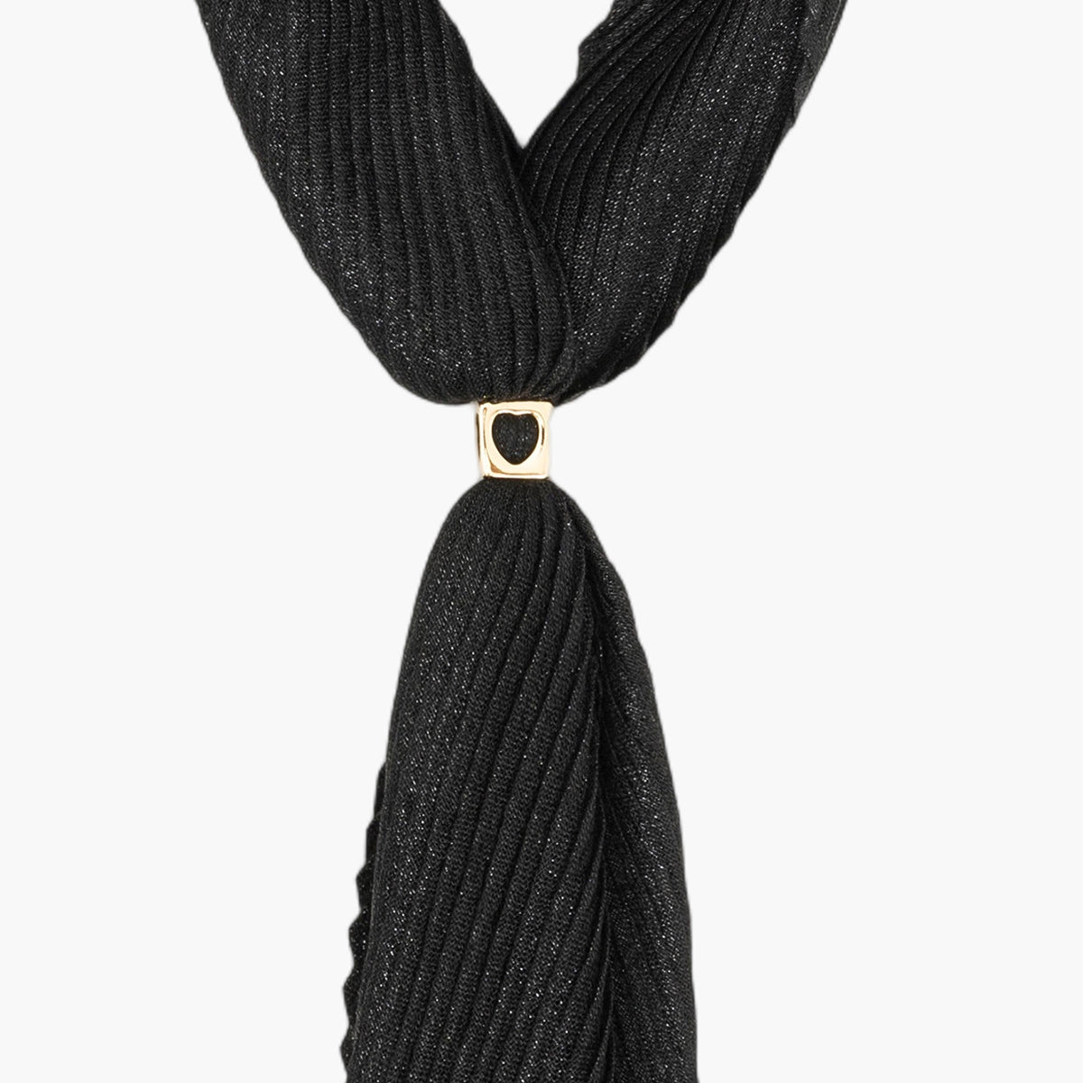 Foulard noir avec anneau d’attache amovible