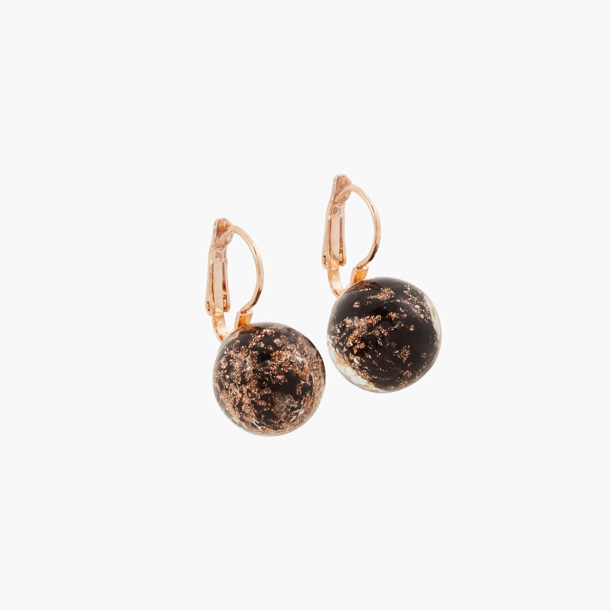 Boucles d'oreilles dormeuses perle de verre noire et dorée