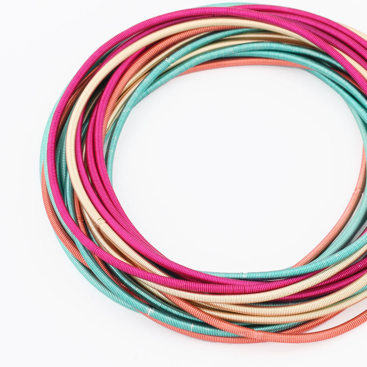 Set de 20 bracelets ressorts multicolores
