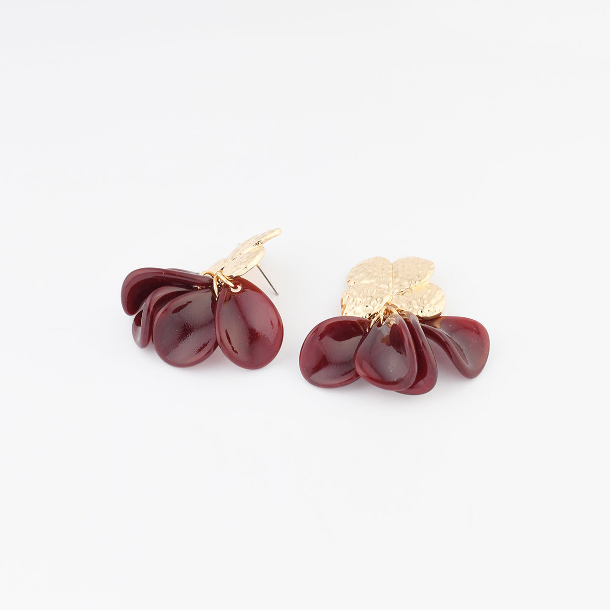 Boucles d'oreilles pendantes pétales bordeaux