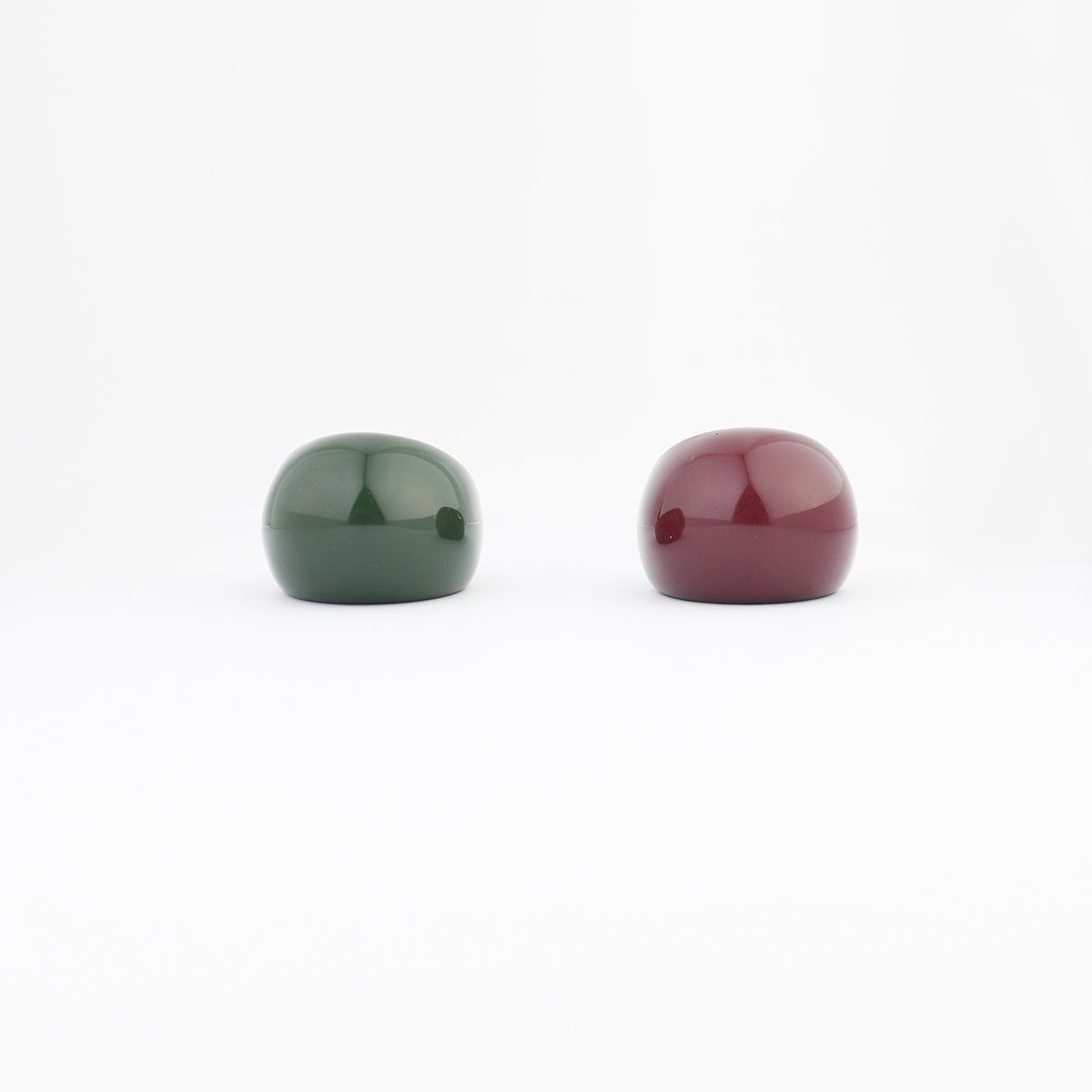 Set de 2 bagues en résine vert et bordeaux