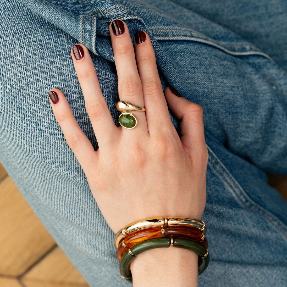 Bague cabochon vert