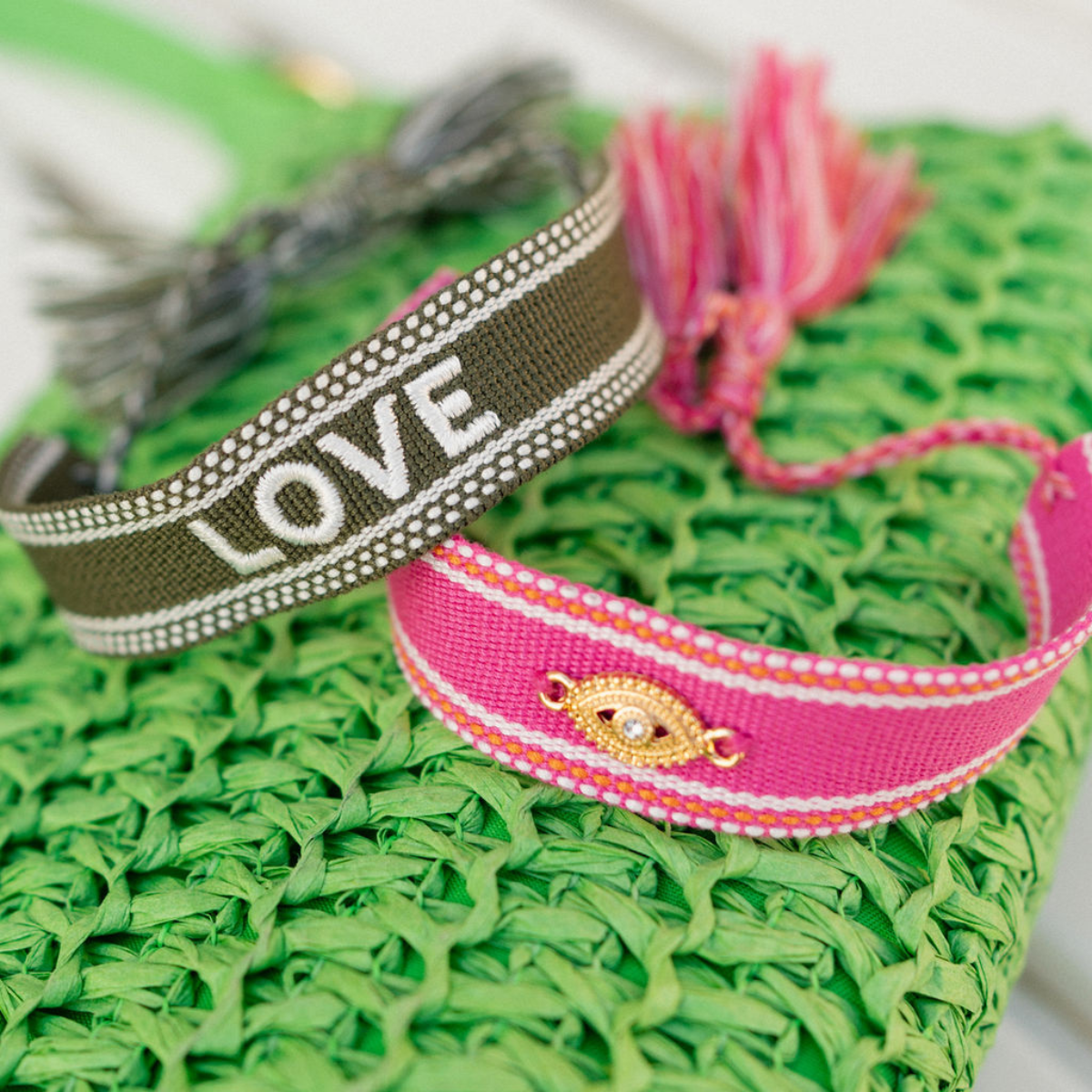 Set de 2 bracelets tissés Love