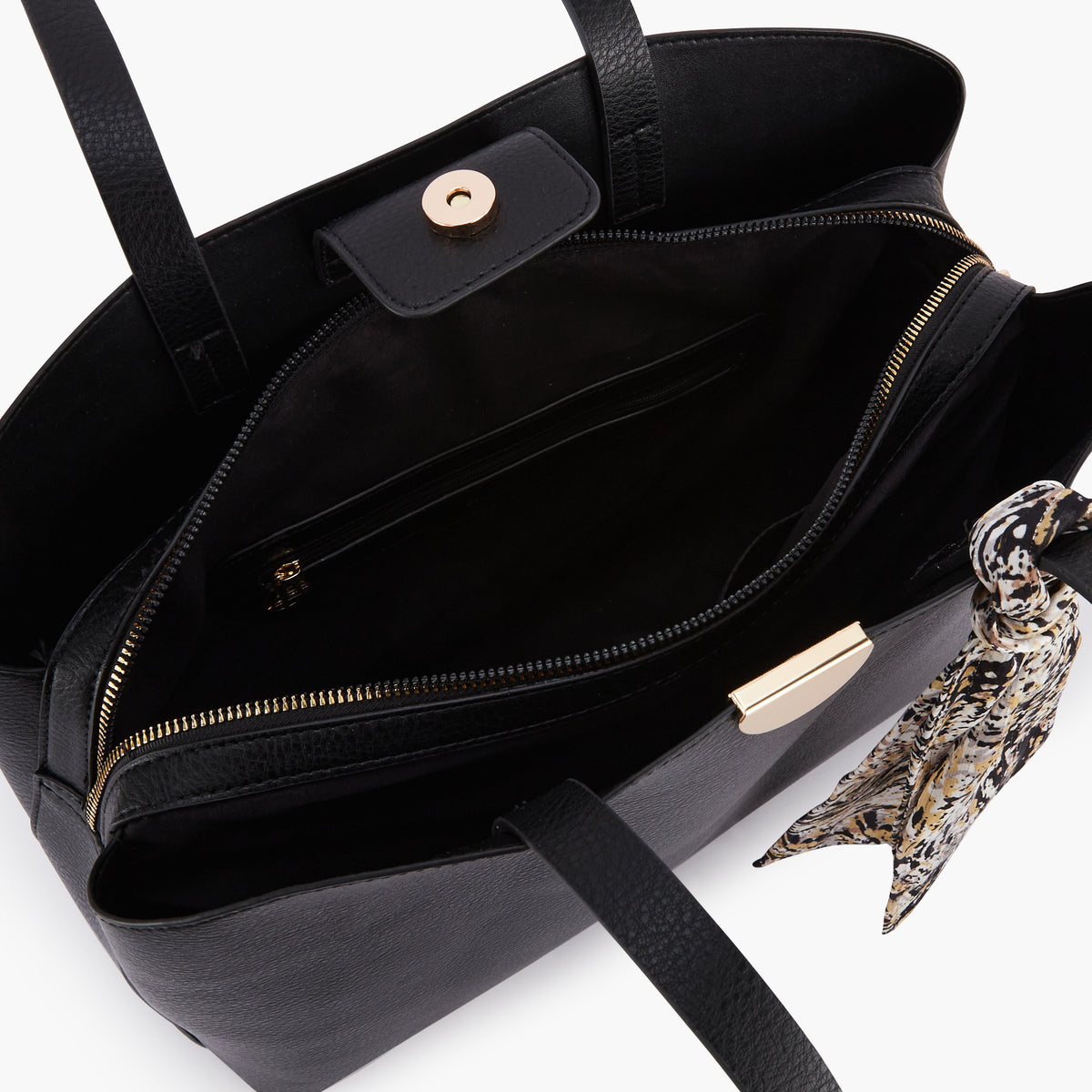 Sac épaule noir avec foulard
