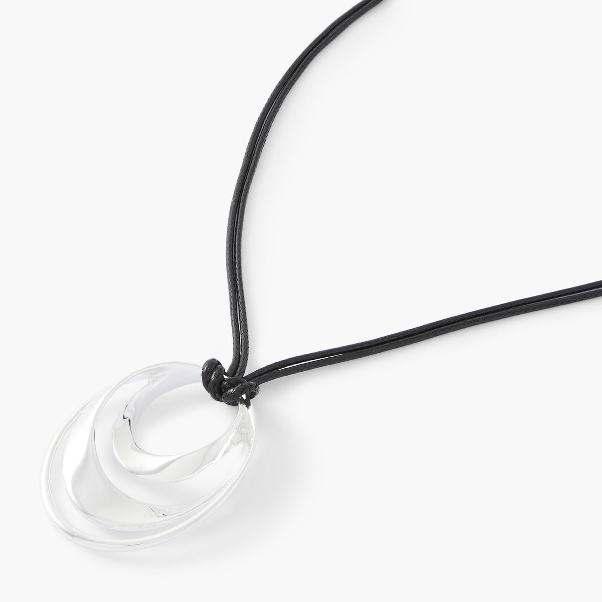 Collier cordon pendentif ovale