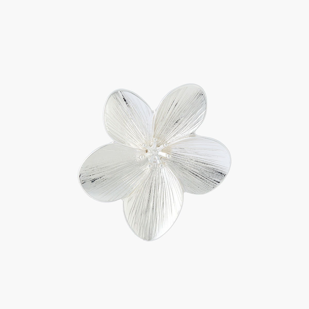 Broche fleur argentée