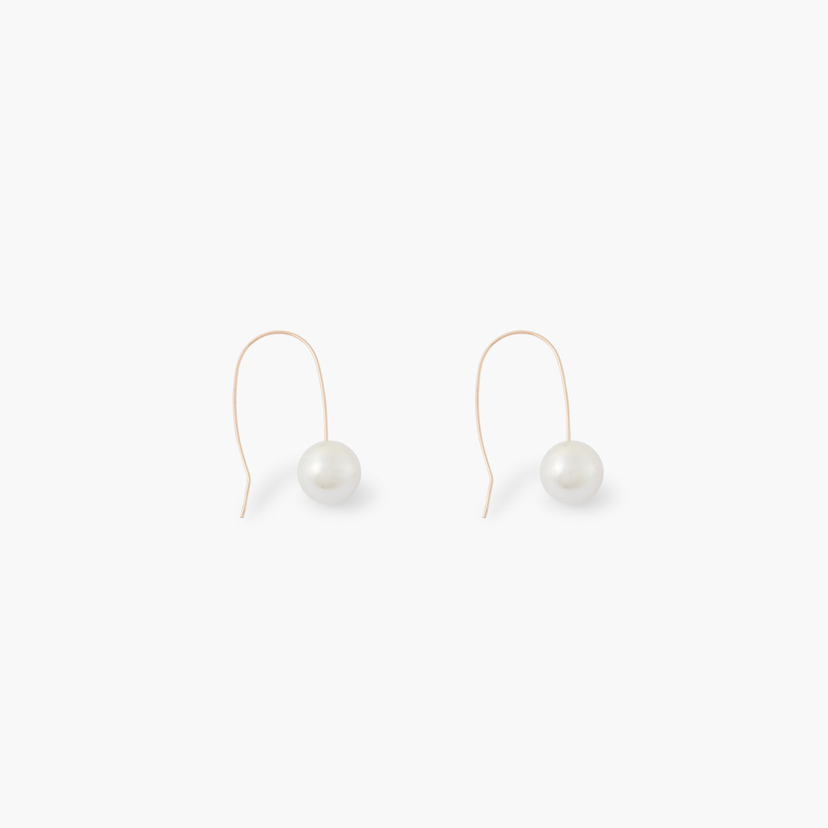 Boucles d'oreilles crochet perle blanche