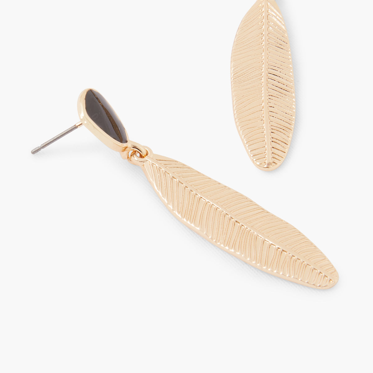 Boucles d'oreilles feuilles en métal strié