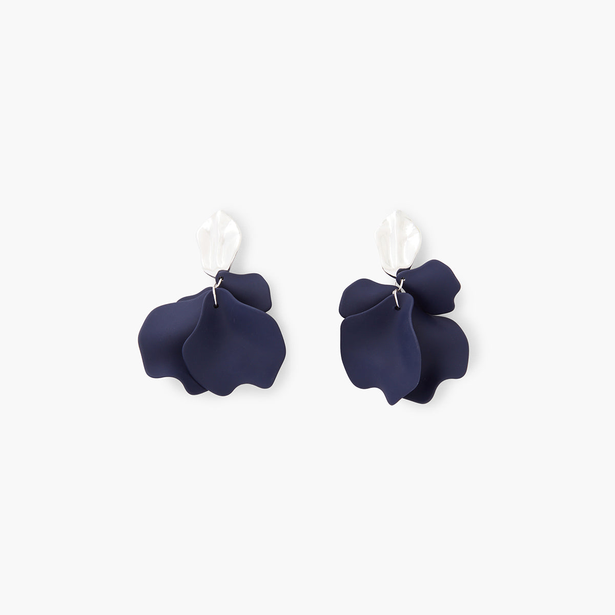 Boucles d'oreilles pétales de fleurs bleus